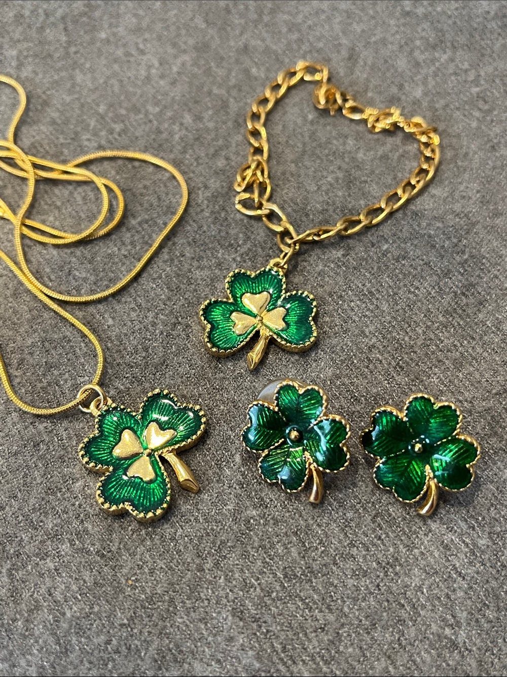 Avon Enameled Shamrock Necklace, Bracelet & Earring Set
